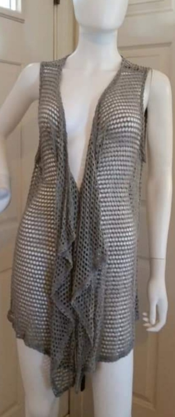 Bobeau vest size Large